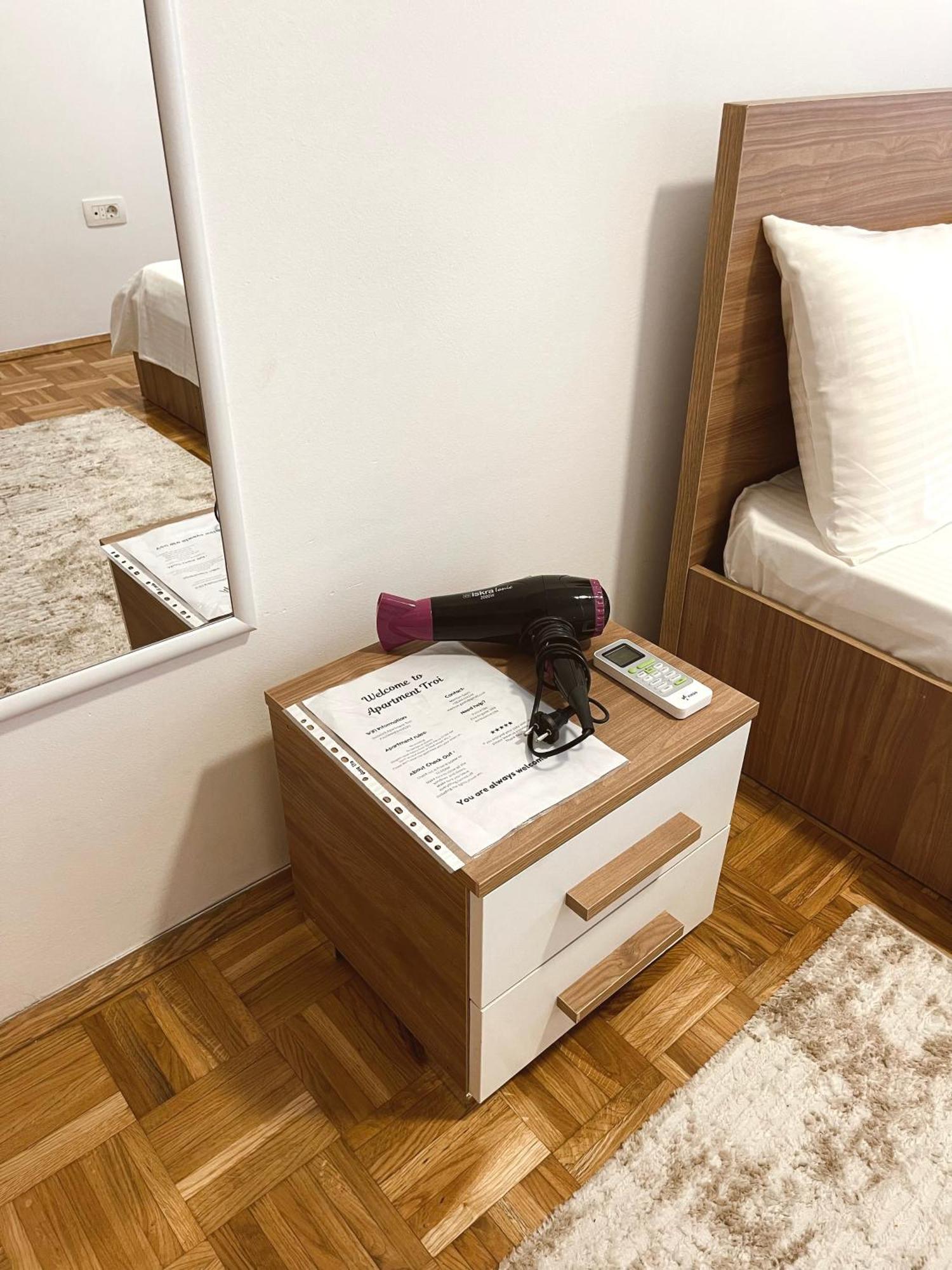 פרישטינה Apartment Troi מראה חיצוני תמונה