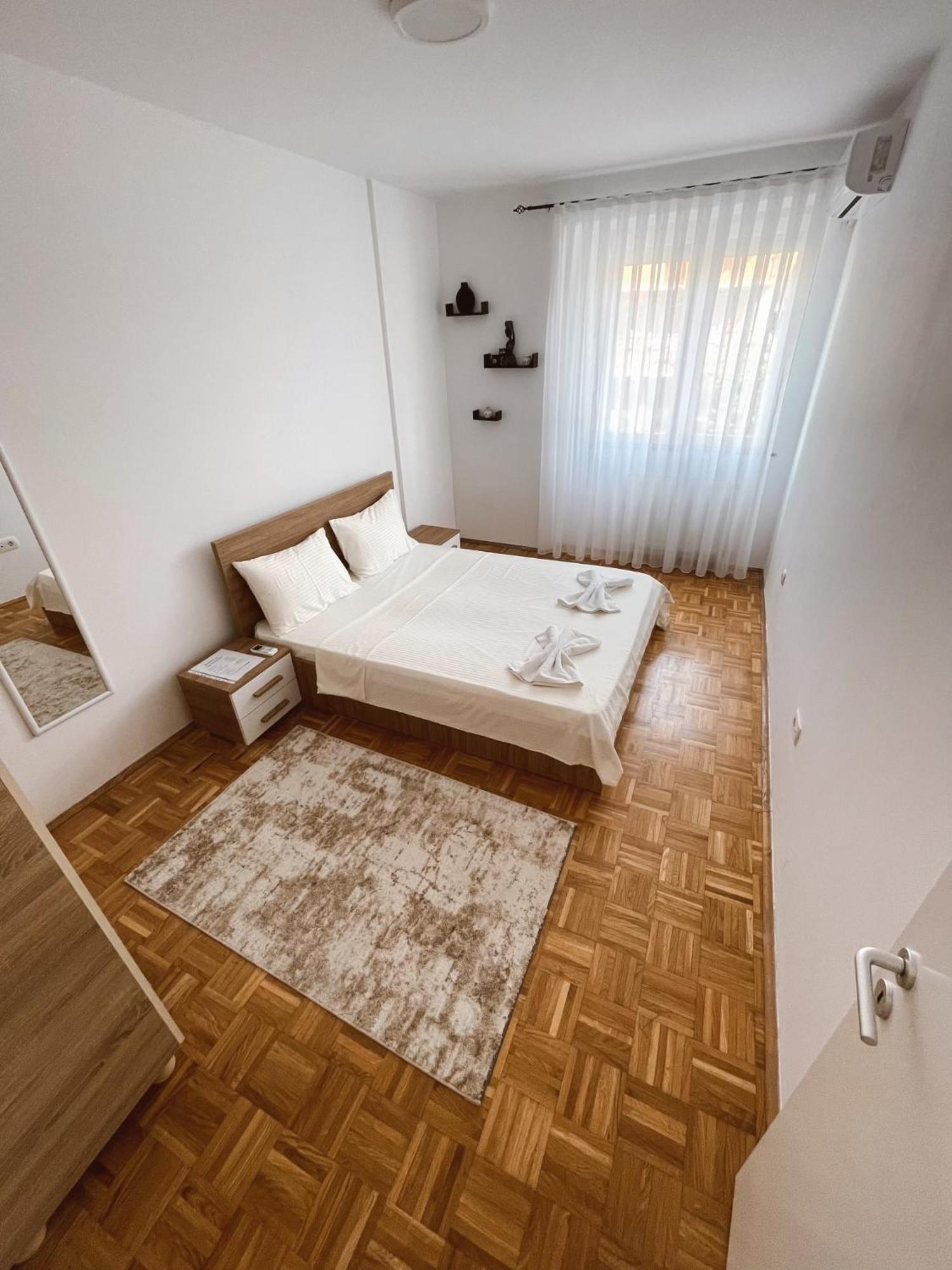 פרישטינה Apartment Troi מראה חיצוני תמונה