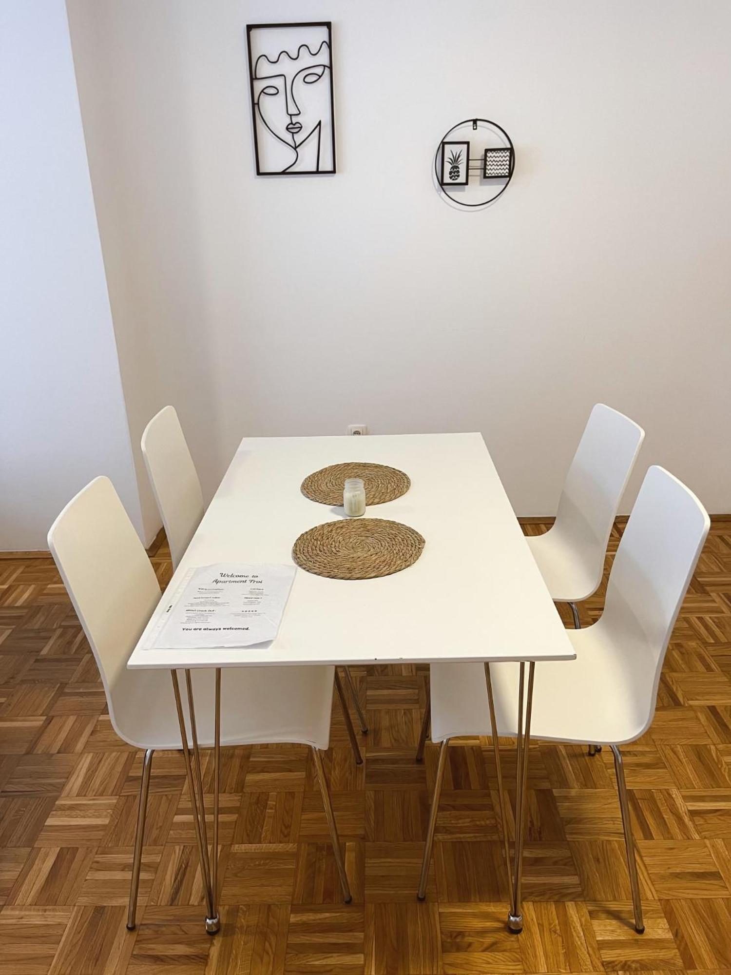 פרישטינה Apartment Troi מראה חיצוני תמונה