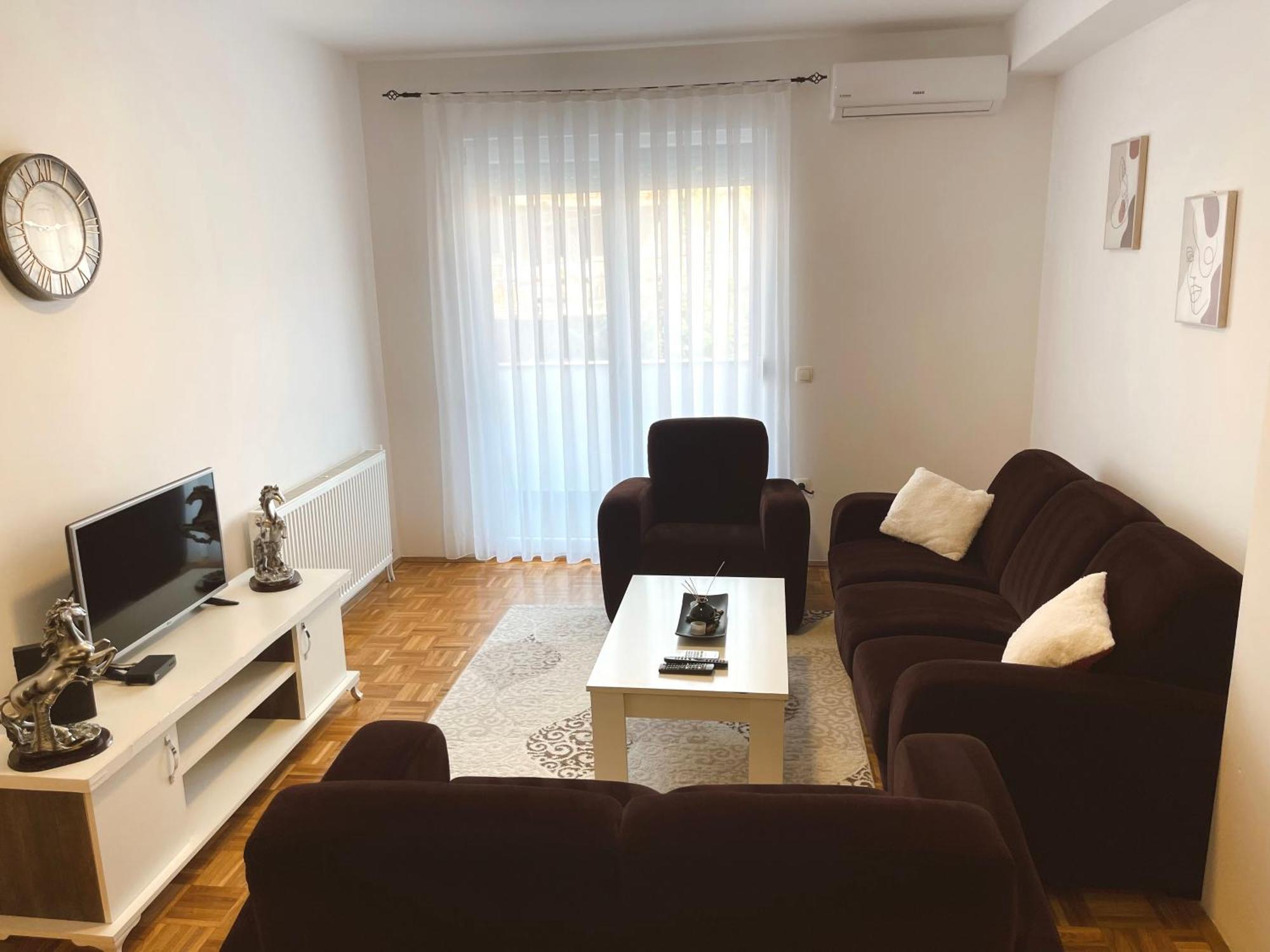 פרישטינה Apartment Troi מראה חיצוני תמונה